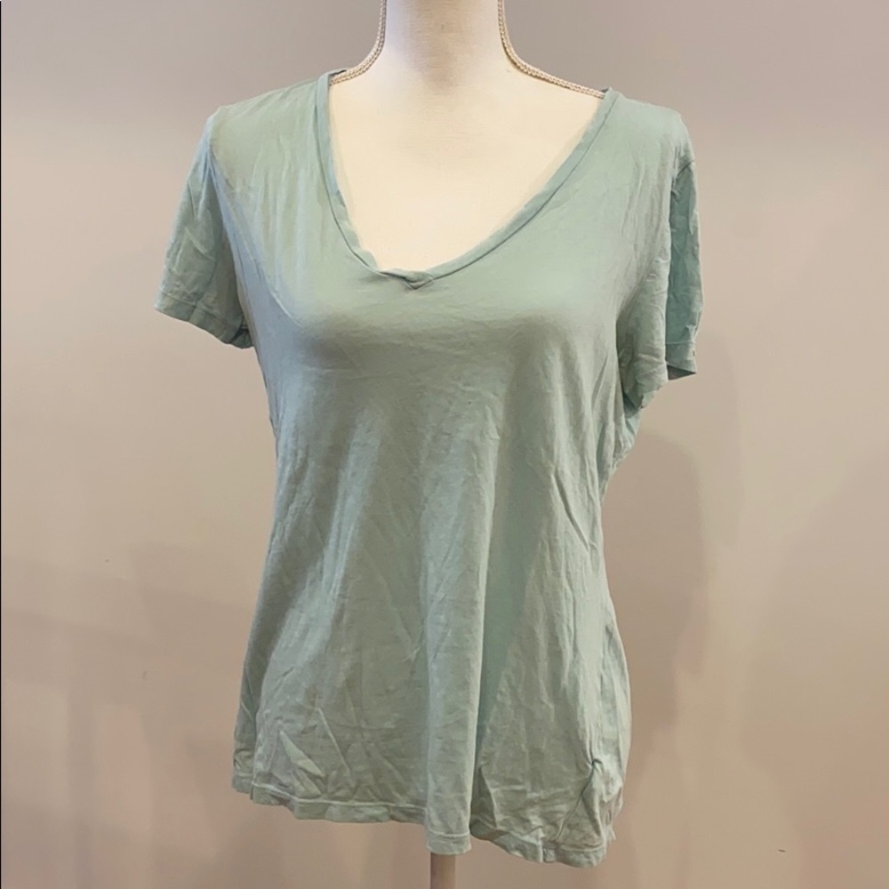 Old Navy Relaxed Fit Women’s Tee